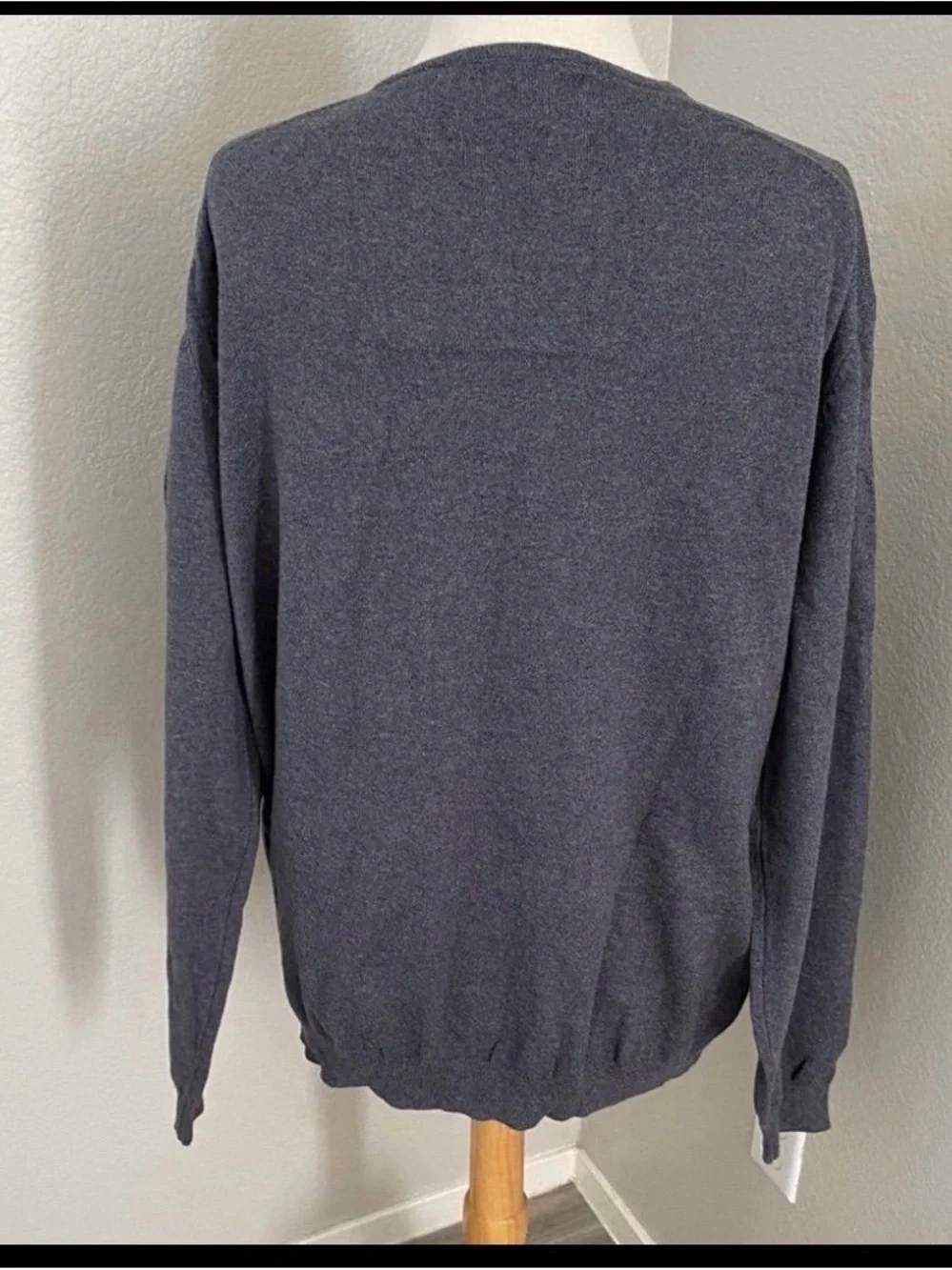 Hickey Freeman Men's Cashmere Blend  V-Neck Sweater NWT _ XXL